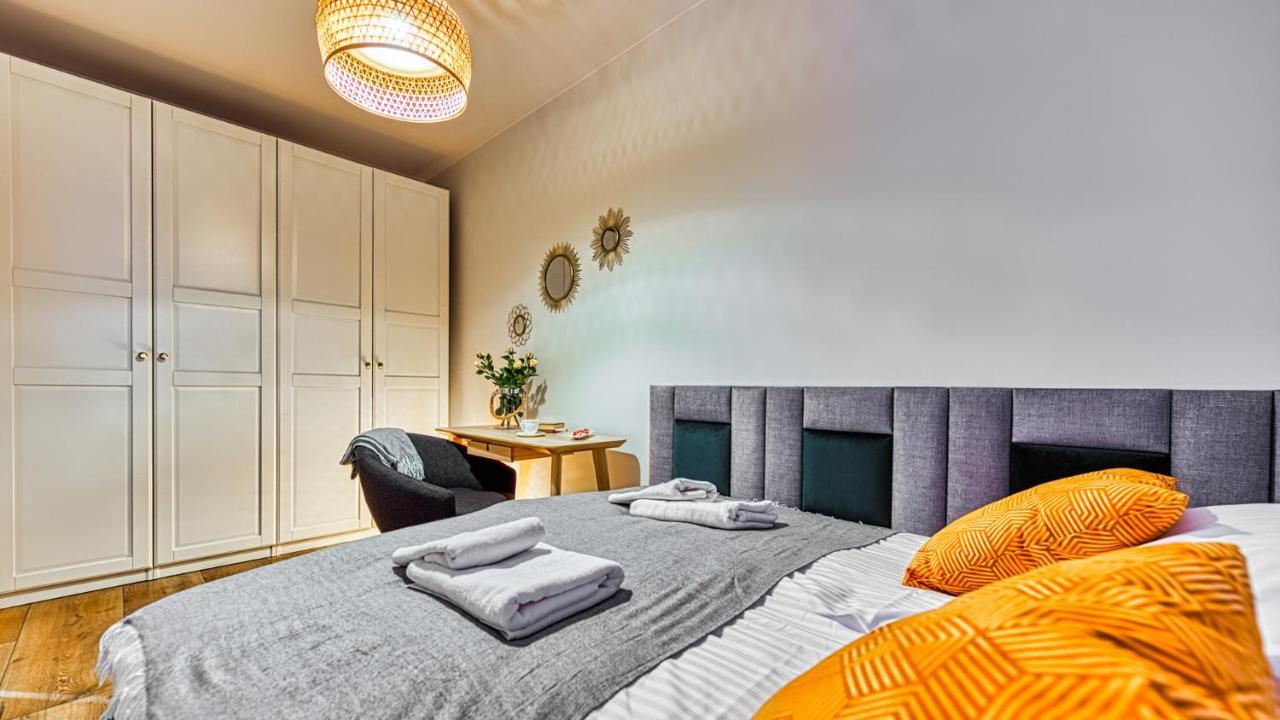 Apartament D19 Z Basenem, Sauna, Jacuzzi Green Park Resort - 5D Apartments シクラルスカ・ポレンバ エクステリア 写真