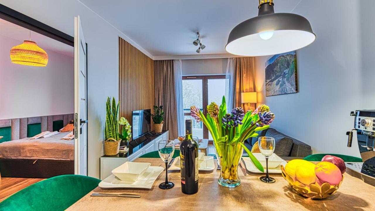 Apartament D19 Z Basenem, Sauna, Jacuzzi Green Park Resort - 5D Apartments シクラルスカ・ポレンバ エクステリア 写真