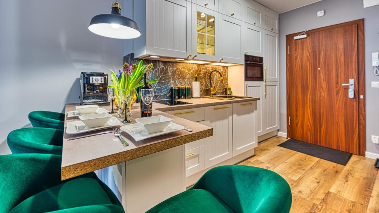 Apartament D19 Z Basenem, Sauna, Jacuzzi Green Park Resort - 5D Apartments シクラルスカ・ポレンバ エクステリア 写真
