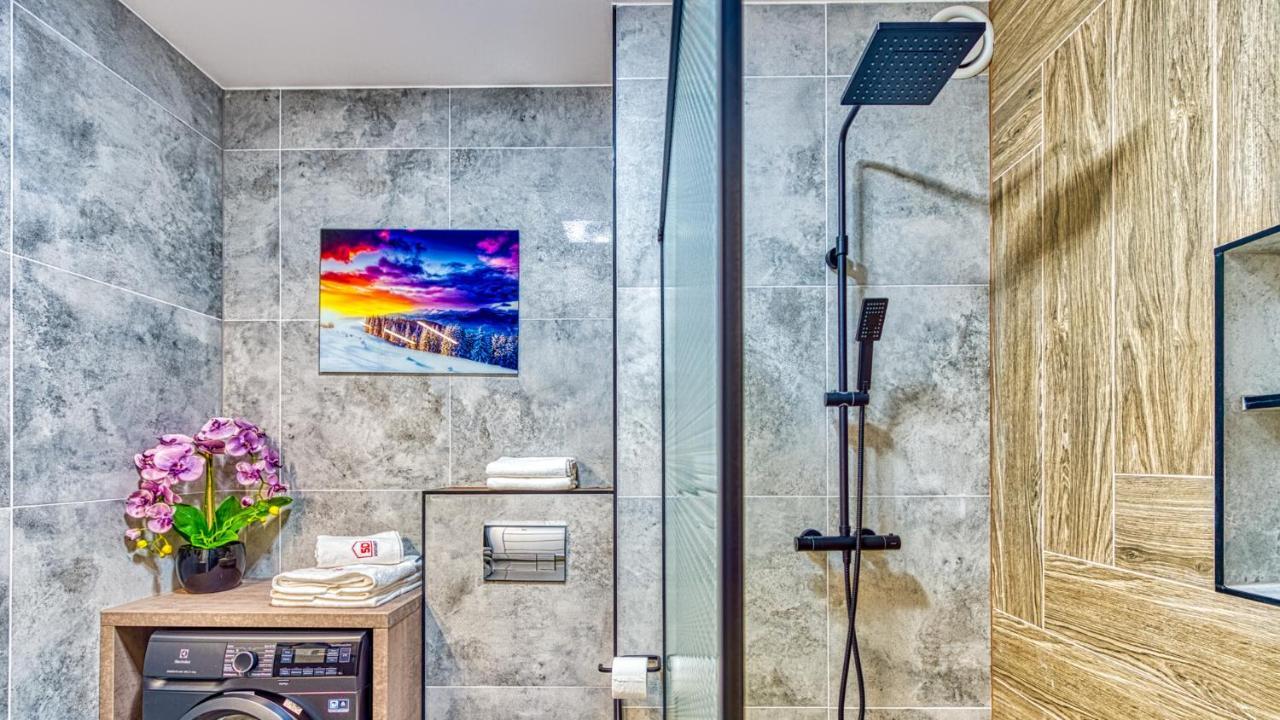 Apartament D19 Z Basenem, Sauna, Jacuzzi Green Park Resort - 5D Apartments シクラルスカ・ポレンバ エクステリア 写真